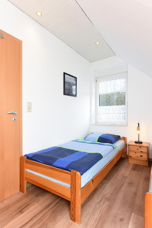 Ferienwohnung Wattgefluester Езенс Екстериор снимка